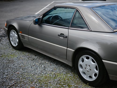 1991 Mercedes-Benz 500SL R129 LHD ex-Japan For Sale (picture 119 of 160)