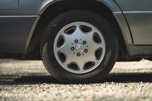 1992 Mercedes-Benz 280 TE (W124) In vendita (immagine 13 di 99)