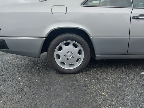 1993 Mercedes-Benz 320 CE C124 zum Verkauf (Bild 27 von 33)