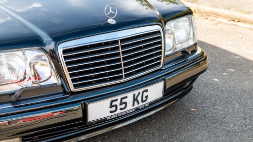 1994 Mercedes-Benz 500 E Limited LHD For Sale (picture 90 of 137)