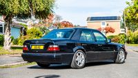 1994 Mercedes-Benz 500 E Limited LHD For Sale (picture 8 of 138)