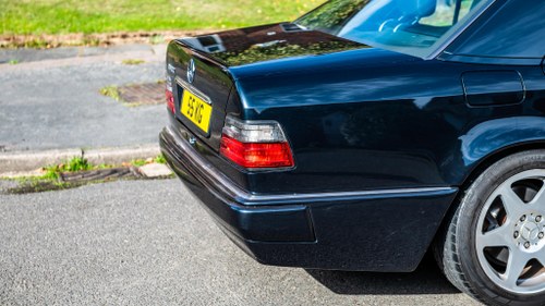 1994 Mercedes-Benz 500 E Limited LHD For Sale (picture 78 of 137)