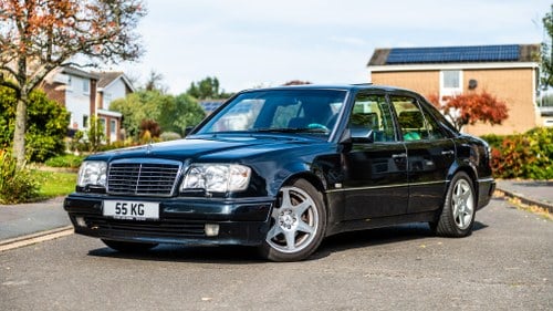 1994 Mercedes-Benz 500 E Limited LHD For Sale (picture 1 of 137)