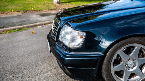 1994 Mercedes-Benz 500 E Limited LHD For Sale (picture 93 of 137)