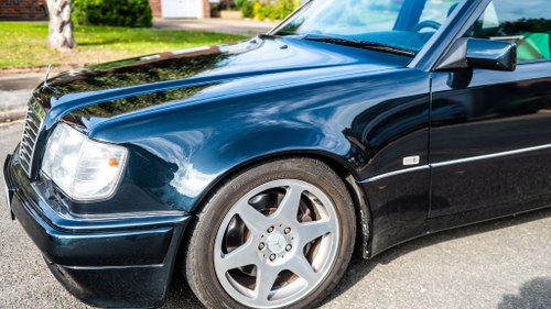 1994 Mercedes-Benz 500 E Limited LHD For Sale (picture 94 of 137)