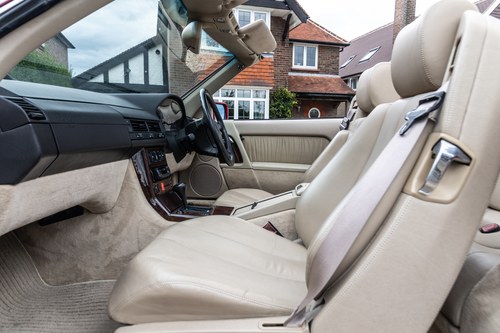1994 Mercedes-Benz SL280 (R129) In vendita (immagine 15 di 101)