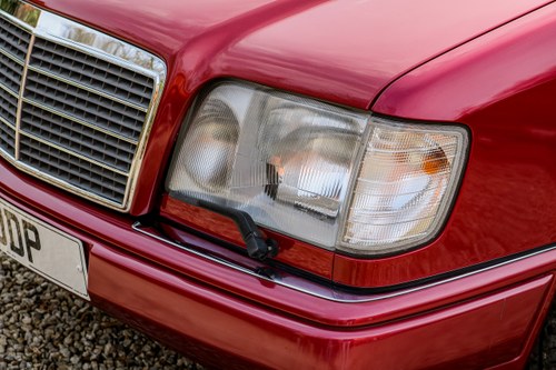 1994 Mercedes-Benz W124 E220 For Sale (picture 45 of 98)