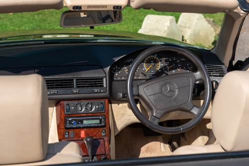 1994 Mercedes-Benz 280SL (R129) à vendre (picture 62 of 132)