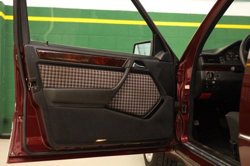 1995 Mercedes-Benz E320 Estate (T124) Auto zum Verkauf (Bild 26 von 94)