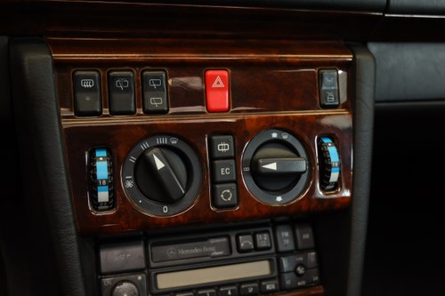 1995 Mercedes-Benz E320 Estate (T124) Auto zum Verkauf (Bild 36 von 94)