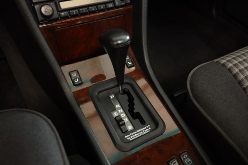 1995 Mercedes-Benz E320 Estate (T124) Auto zum Verkauf (Bild 41 von 94)