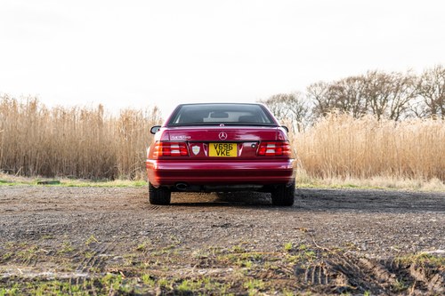 2000 Mercedes-Benz 500 SL (R129) 14,104 miles from new In vendita (immagine 8 di 92)