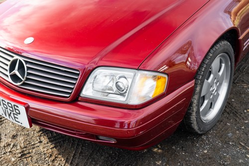 2000 Mercedes-Benz 500 SL (R129) 14,104 miles from new In vendita (immagine 61 di 92)