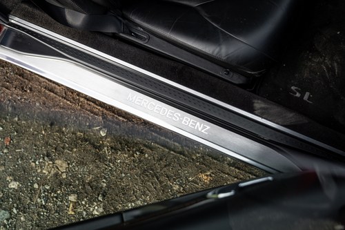 2000 Mercedes-Benz 500 SL (R129) 14,104 miles from new In vendita (immagine 39 di 92)