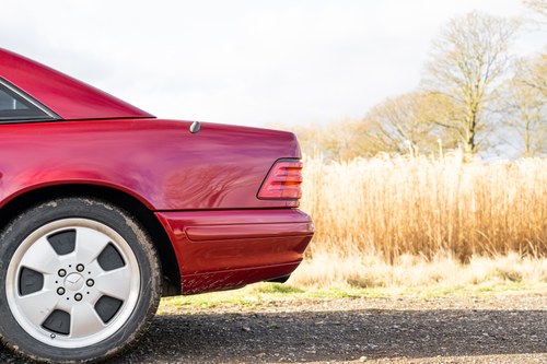 2000 Mercedes-Benz 500 SL (R129) 14,104 miles from new In vendita (immagine 49 di 92)