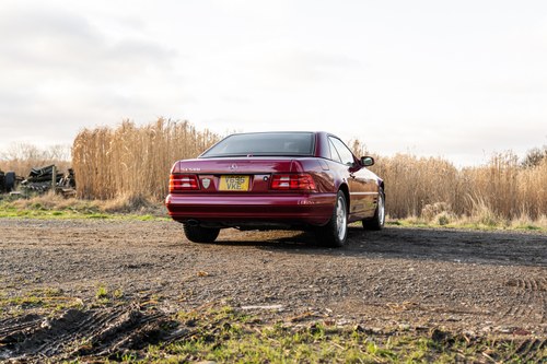 2000 Mercedes-Benz 500 SL (R129) 14,104 miles from new In vendita (immagine 7 di 92)
