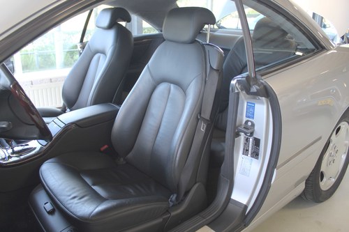 2001 Mercedes-Benz CL 600 Coupe V12 zum Verkauf (Bild 49 von 97)