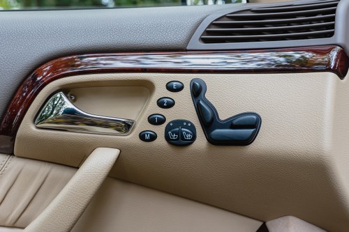 2001 Mercedes- Benz S500 5.0 V8 Saloon à vendre (picture 48 of 155)