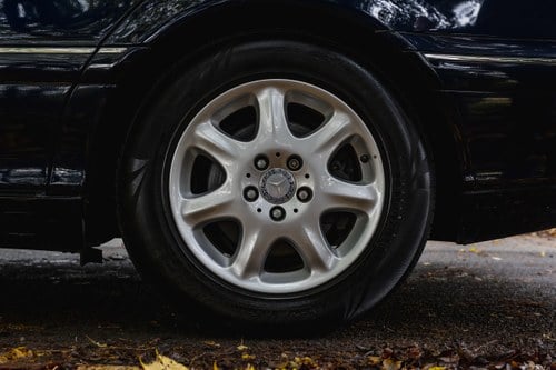 2001 Mercedes- Benz S500 5.0 V8 Saloon à vendre (picture 16 of 155)