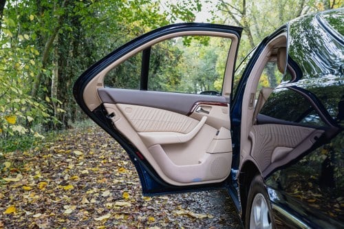 2001 Mercedes- Benz S500 5.0 V8 Saloon à vendre (picture 65 of 155)