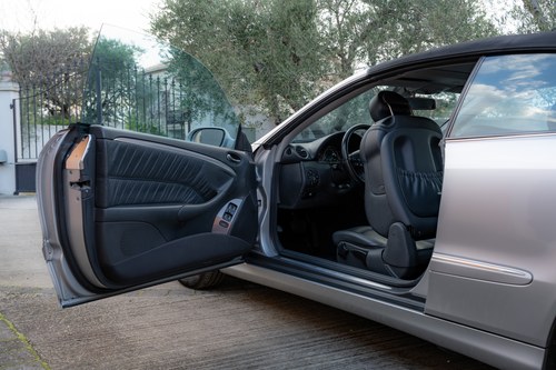 2003 Mercedes-Benz 320 CLK Cabriolet For Sale (picture 37 of 116)