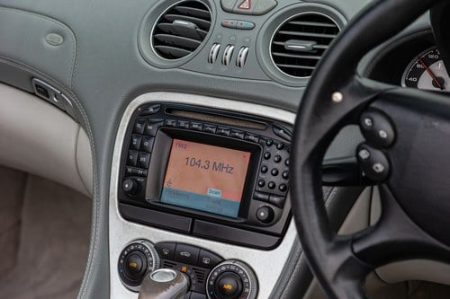 2003 Mercedes-Benz SL55 AMG V8 For Sale (picture 123 of 210)