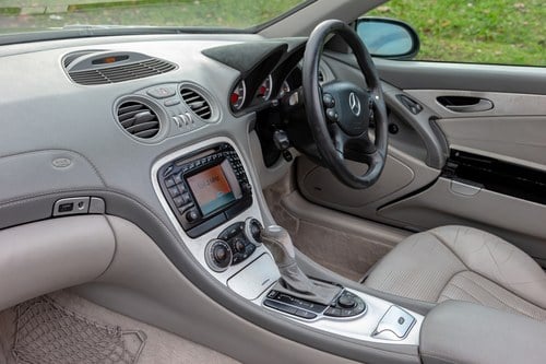 2003 Mercedes-Benz SL55 AMG V8 For Sale (picture 108 of 210)