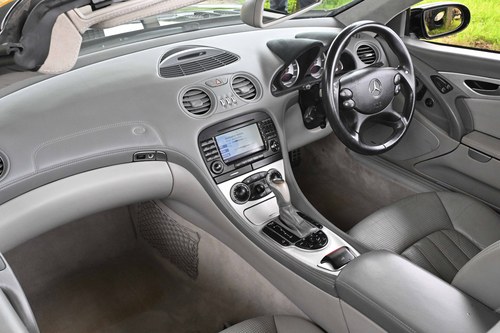 2004 Mercedes-Benz SL55 AMG R230 En venta (imagen 66 de 291)