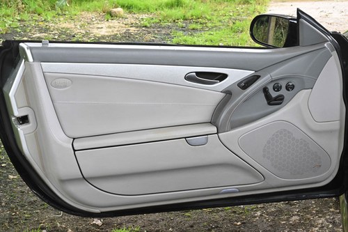 2004 Mercedes-Benz SL55 AMG R230 En venta (imagen 79 de 291)