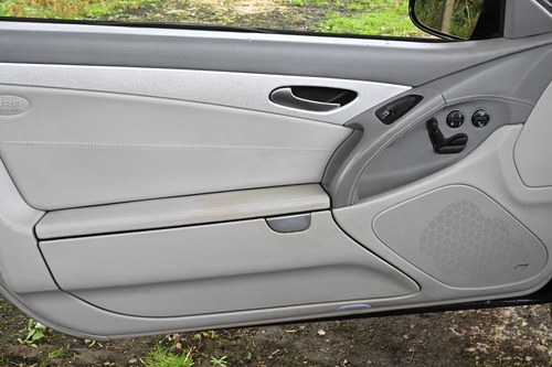 2004 Mercedes-Benz SL55 AMG R230 En venta (imagen 99 de 291)