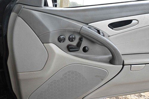 2004 Mercedes-Benz SL55 AMG R230 En venta (imagen 56 de 291)