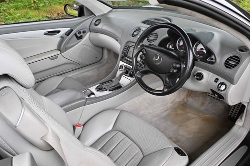 2004 Mercedes-Benz SL55 AMG R230 En venta (imagen 41 de 291)