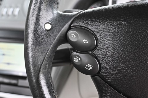 2004 Mercedes-Benz SL55 AMG R230 En venta (imagen 77 de 291)