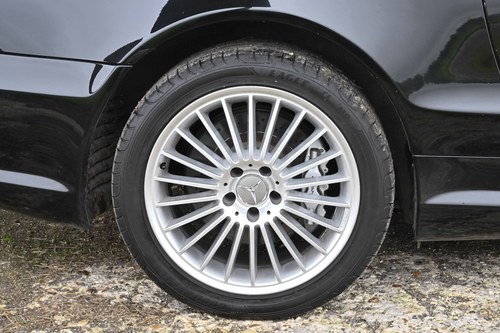 2004 Mercedes-Benz SL55 AMG R230 En venta (imagen 37 de 291)