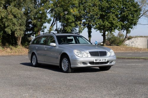 2004 Mercedes-Benz E320 Elegance Estate For Sale (picture 1 of 223)