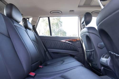 2004 Mercedes-Benz E320 Elegance Estate For Sale (picture 27 of 223)