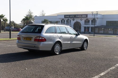 2004 Mercedes-Benz E320 Elegance Estate For Sale (picture 13 of 223)