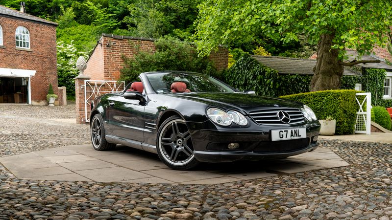 2005 Mercedes-Benz SL500 (R230) For Sale (picture 1 of 94)