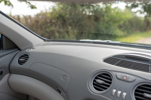 2005 Mercedes-Benz SL350 (R230) En venta (imagen 66 de 206)