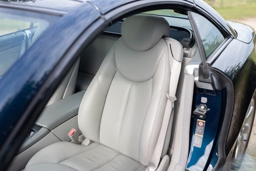 2005 Mercedes-Benz SL350 (R230) En venta (imagen 35 de 206)