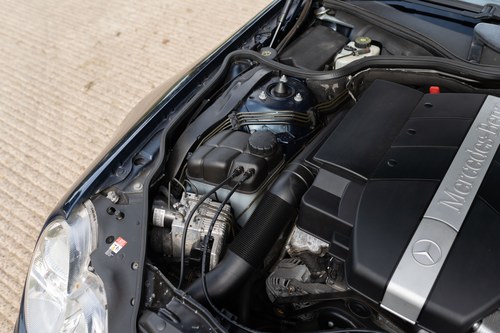 2005 Mercedes-Benz SL350 (R230) En venta (imagen 172 de 206)