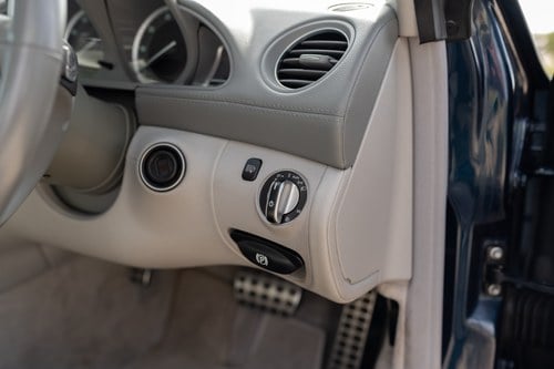 2005 Mercedes-Benz SL350 (R230) En venta (imagen 69 de 206)