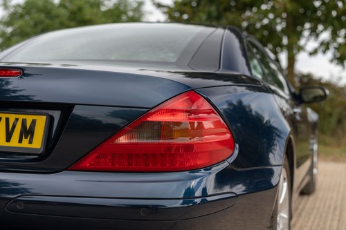 2005 Mercedes-Benz SL350 (R230) En venta (imagen 161 de 206)