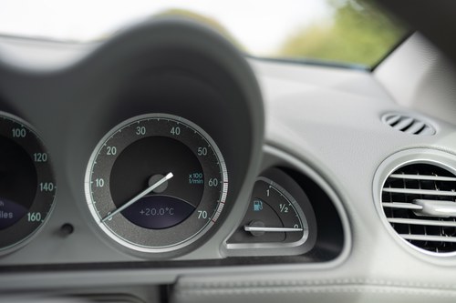 2005 Mercedes-Benz SL350 (R230) En venta (imagen 64 de 206)