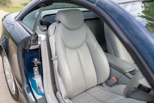 2005 Mercedes-Benz SL350 (R230) En venta (imagen 33 de 206)