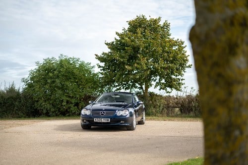 2005 Mercedes-Benz SL350 (R230) En venta (imagen 7 de 206)