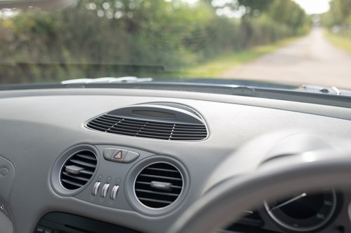 2005 Mercedes-Benz SL350 (R230) En venta (imagen 67 de 206)