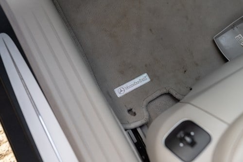 2005 Mercedes-Benz SL350 (R230) En venta (imagen 76 de 206)