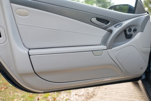 2005 Mercedes-Benz SL350 (R230) En venta (imagen 119 de 206)