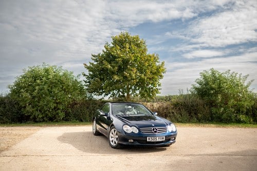 2005 Mercedes-Benz SL350 (R230) En venta (imagen 1 de 206)